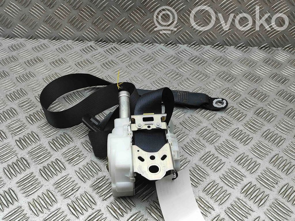 Toyota Auris E180 Cinturón delantero 