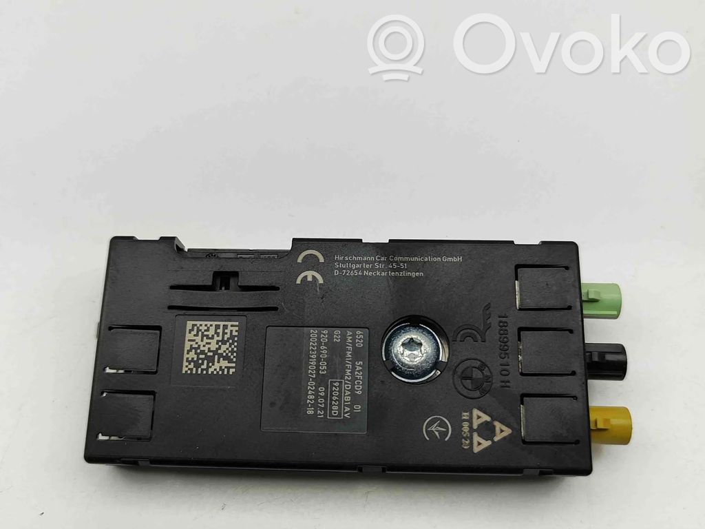 BMW M3 G80 Aerial antenna amplifier 