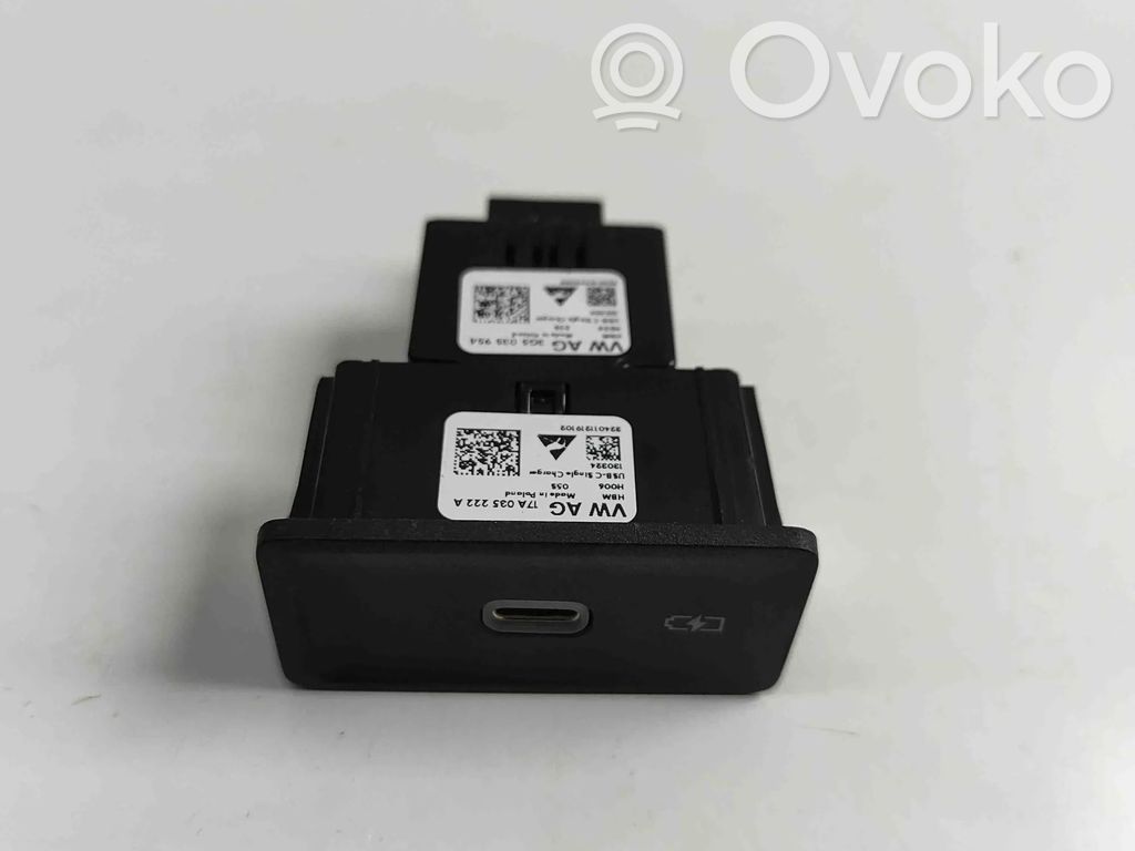 Volkswagen Multivan T7 Enchufe conector USB 
