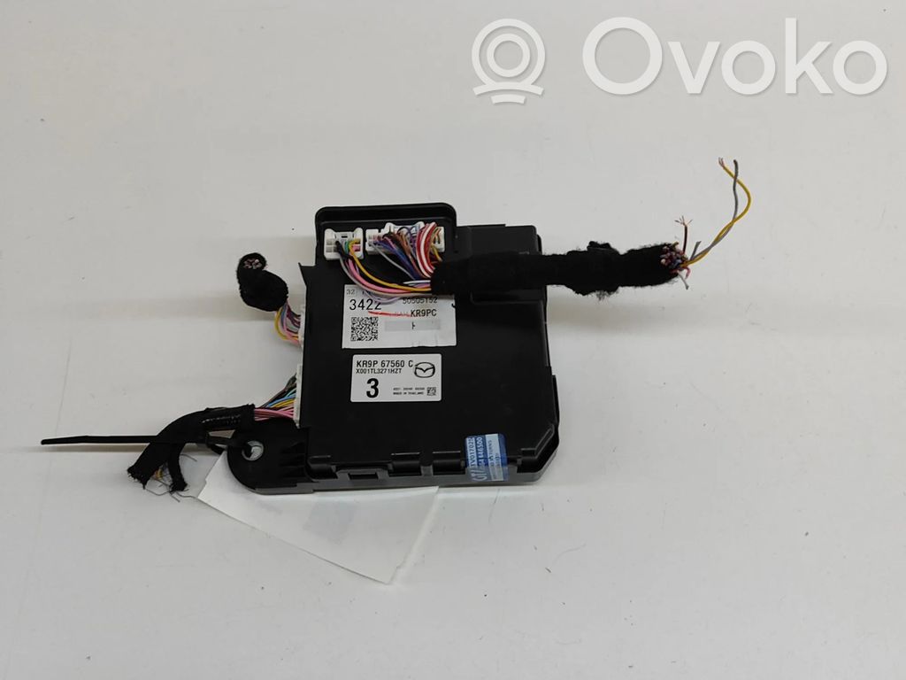 Mazda CX-30 Module de contrôle carrosserie centrale 