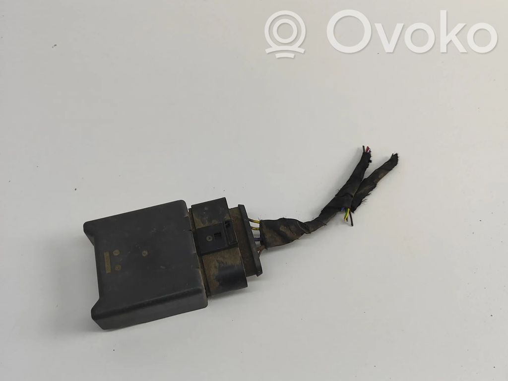 Unité de commande / module de pompe à carburant   5Q0906093A