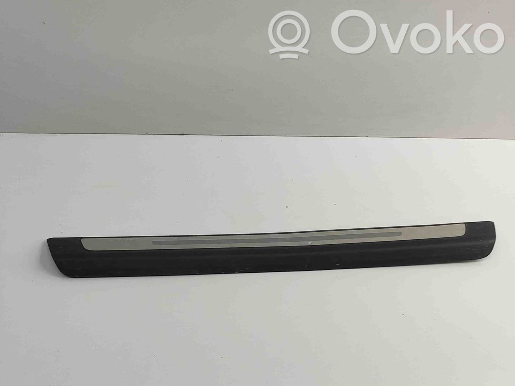 Audi Q3 F3 (A) pillar trim 