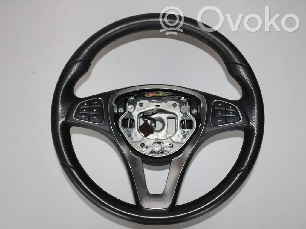 Mercedes-Benz A W176 Ohjauspyörä 