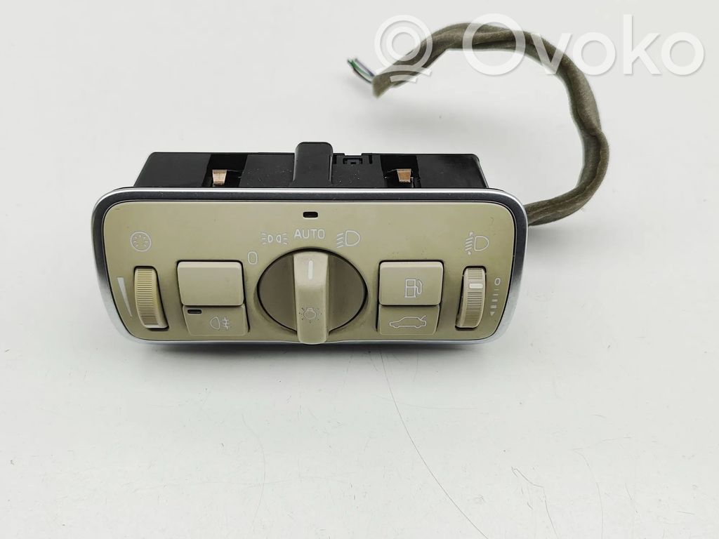 Volvo V70 Light switch 