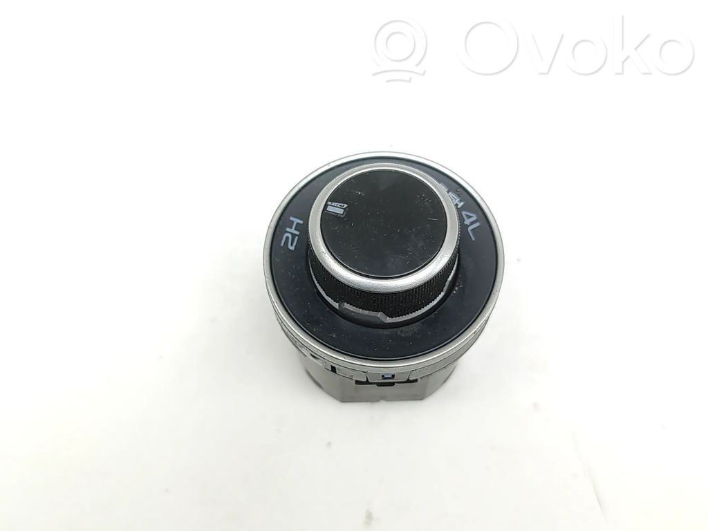 Isuzu D-Max Otros interruptores/perillas/selectores 
