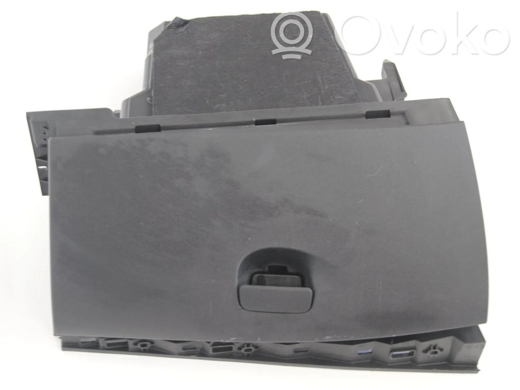 Renault Megane III Handschuhfach 