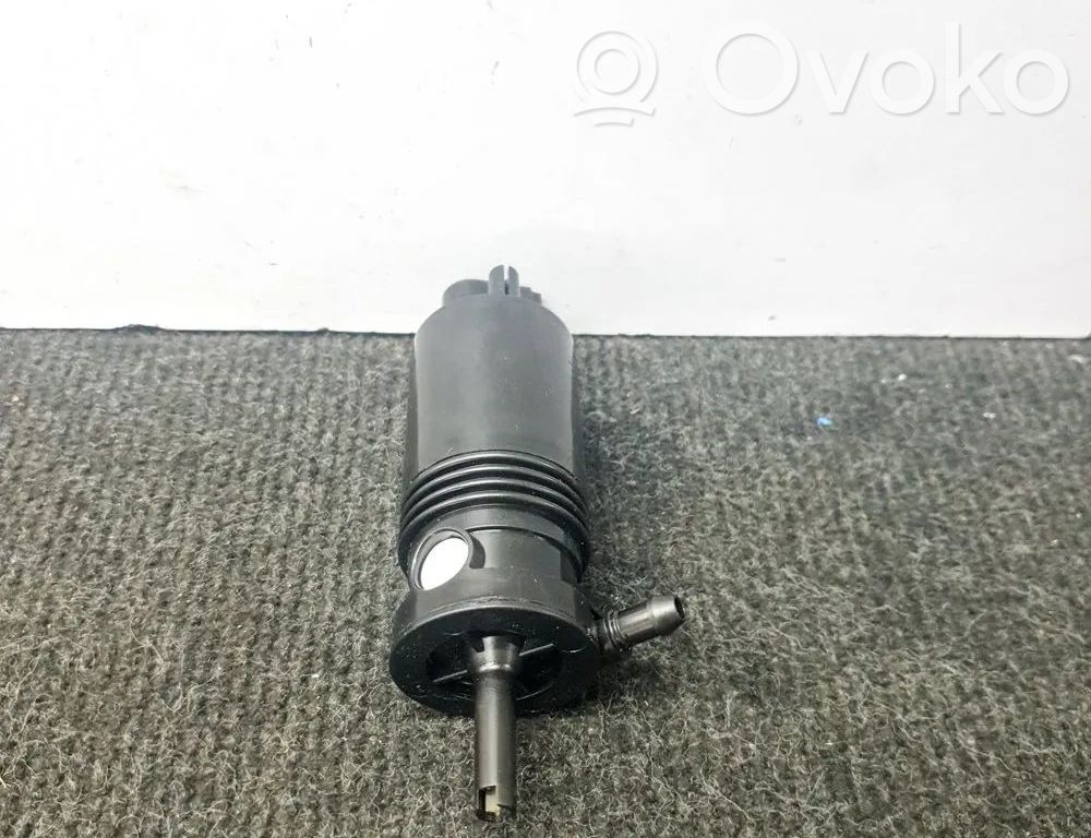 Tesla Model 3 Windscreen/windshield washer pump 