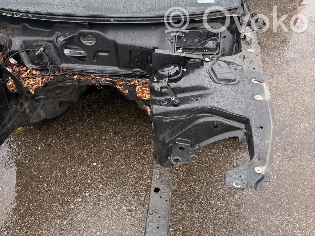 Panel lateral delantero