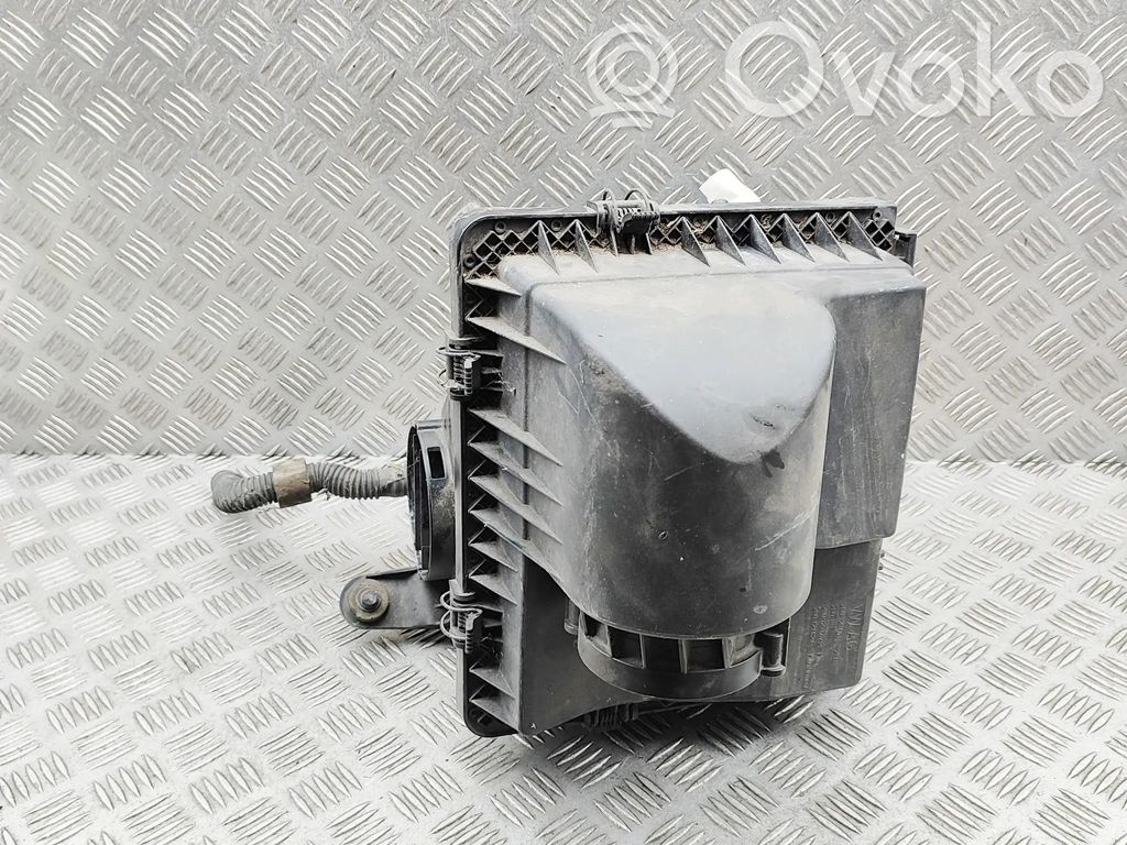 Volkswagen Crafter Obudowa filtra powietrza 
