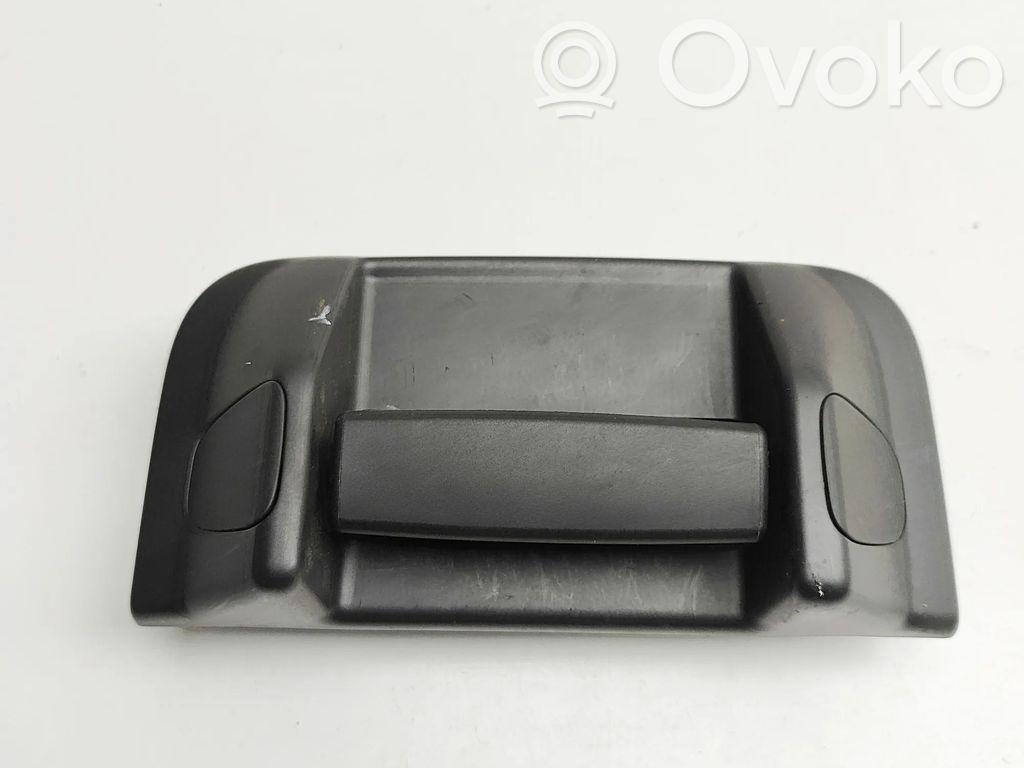 Manecilla interna puerta trasera   BK21V266B27AD