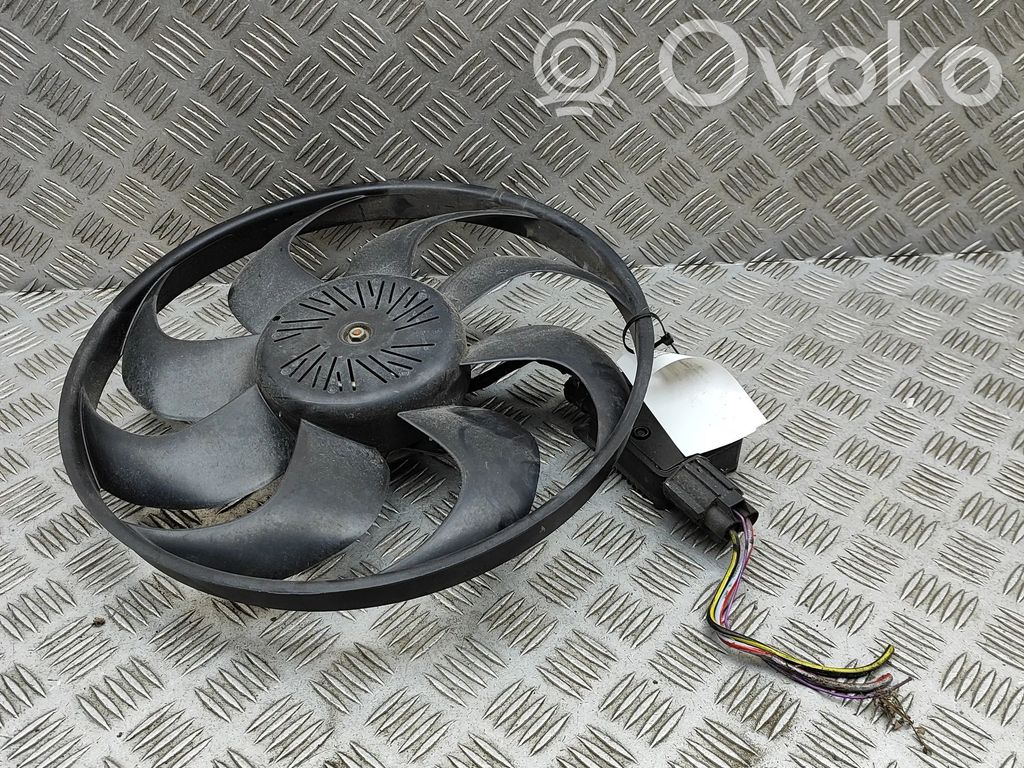 Ford Focus Wirnik wentylatora 