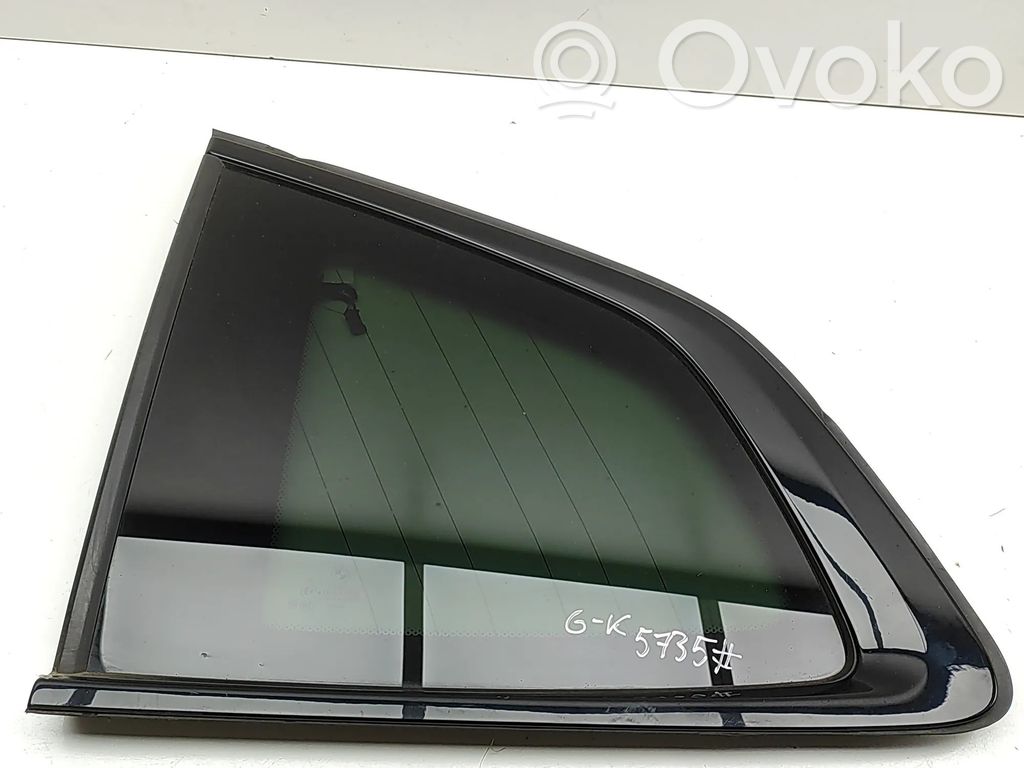 BMW iX3 G08 Vidrio lateral trasero 