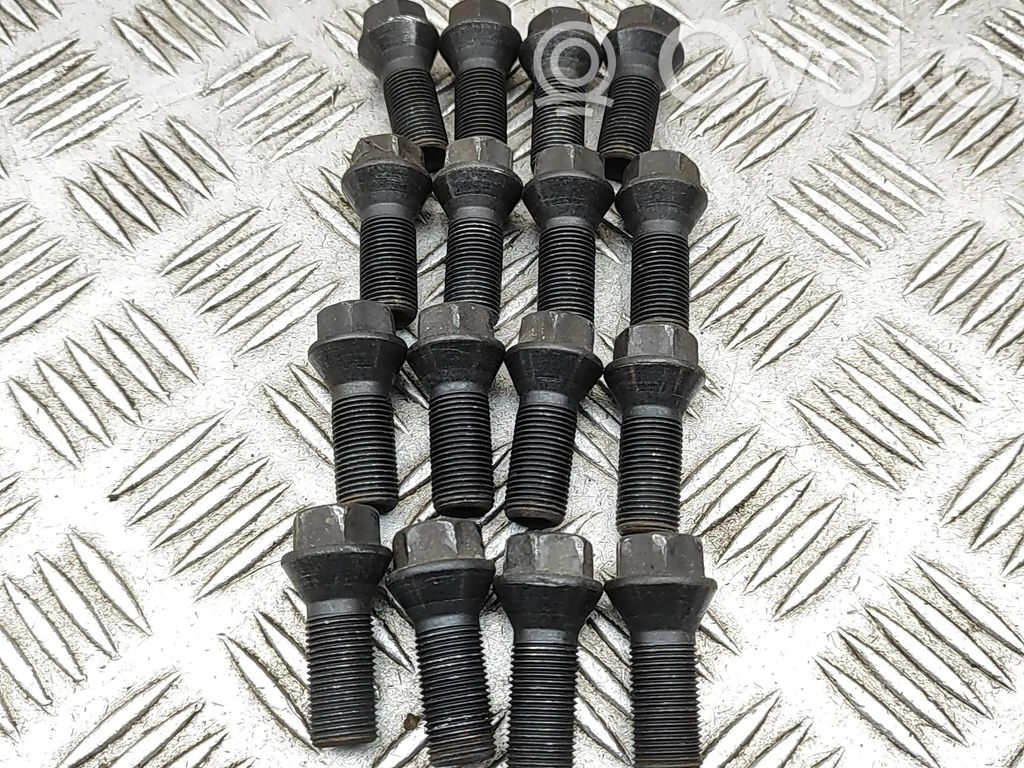Tuercas/tornillos   6890324