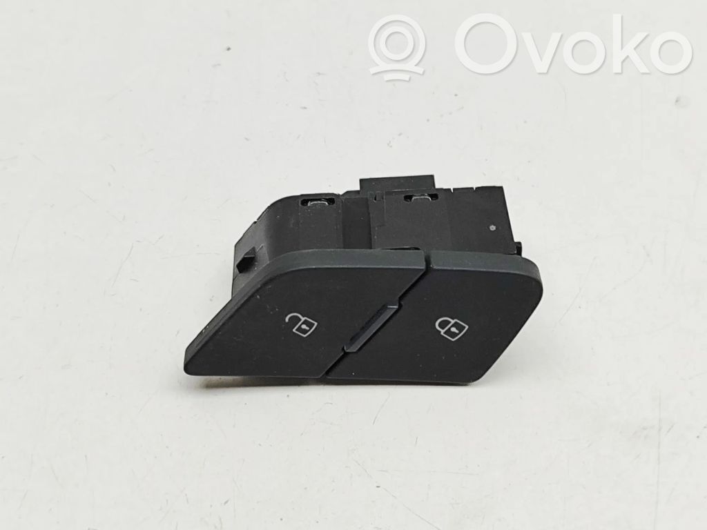 Audi A3 8Y Central locking switch button 