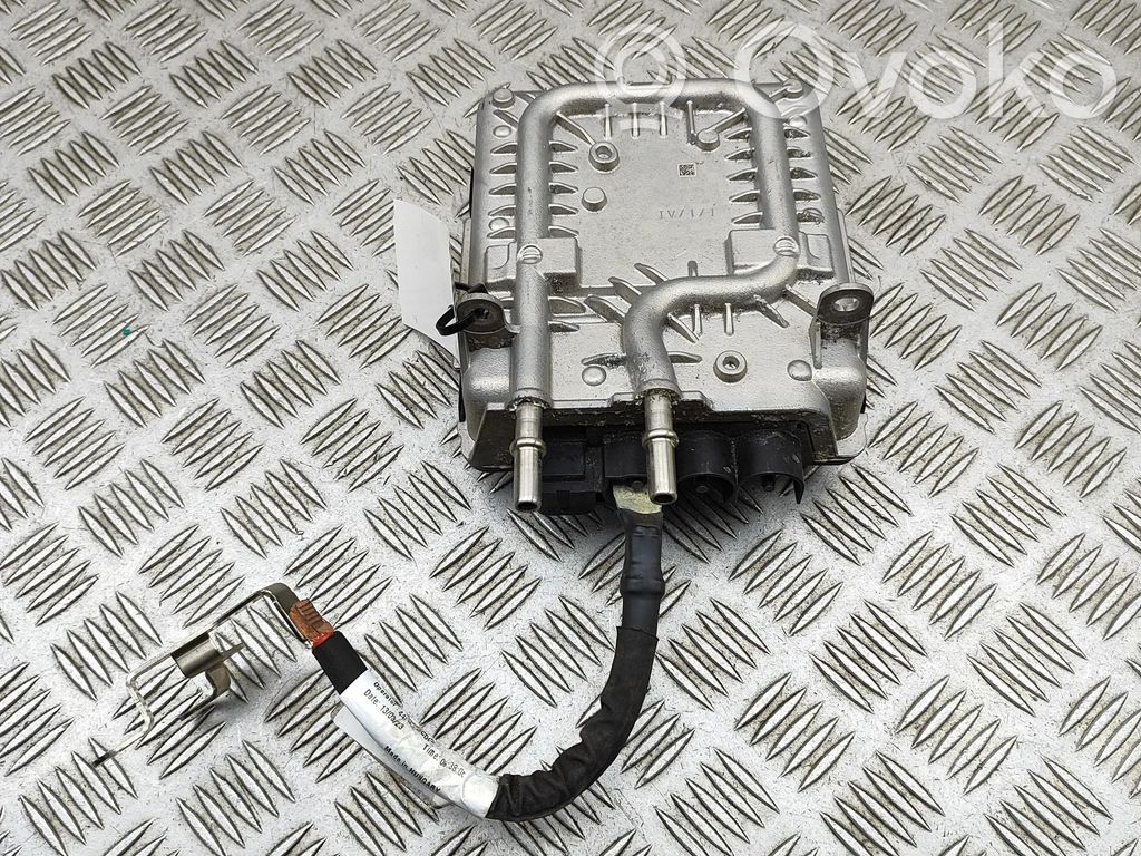 Volvo V60 Jännitteenmuunnin/vaihtosuuntaaja 