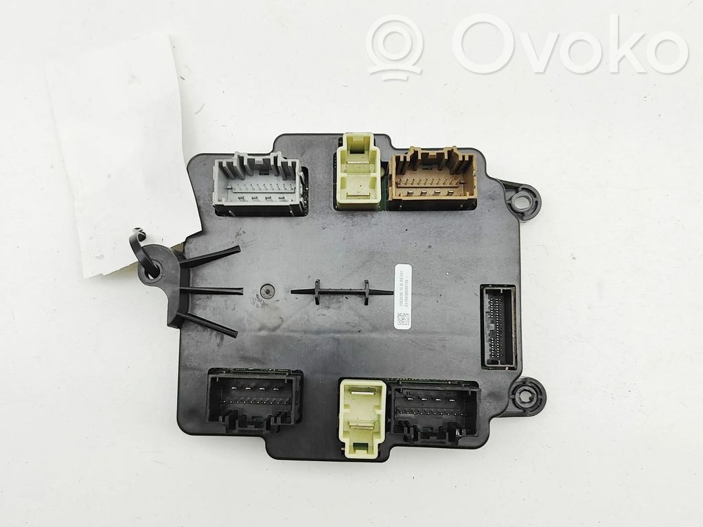 Door control unit/module   106205610B