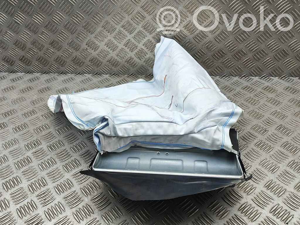 Audi A3 S3 8V Poduszka powietrzna Airbag chroniąca kolana 