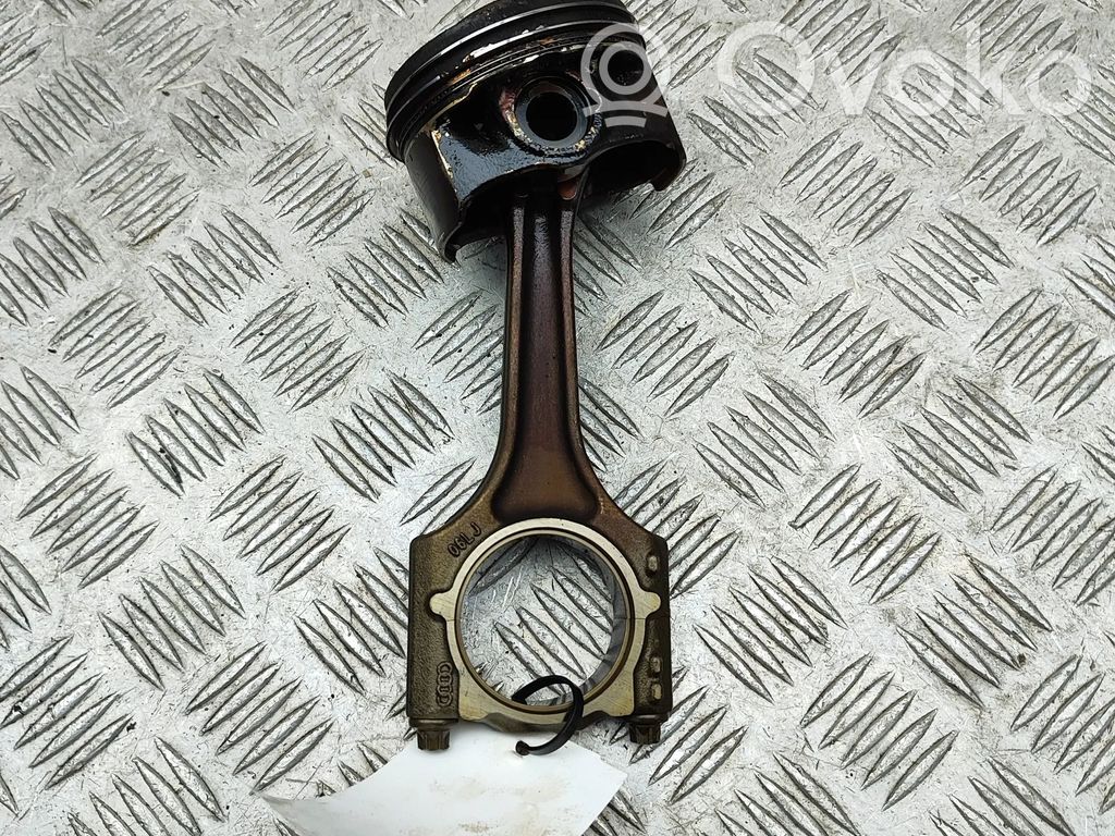 Audi A5 Piston 