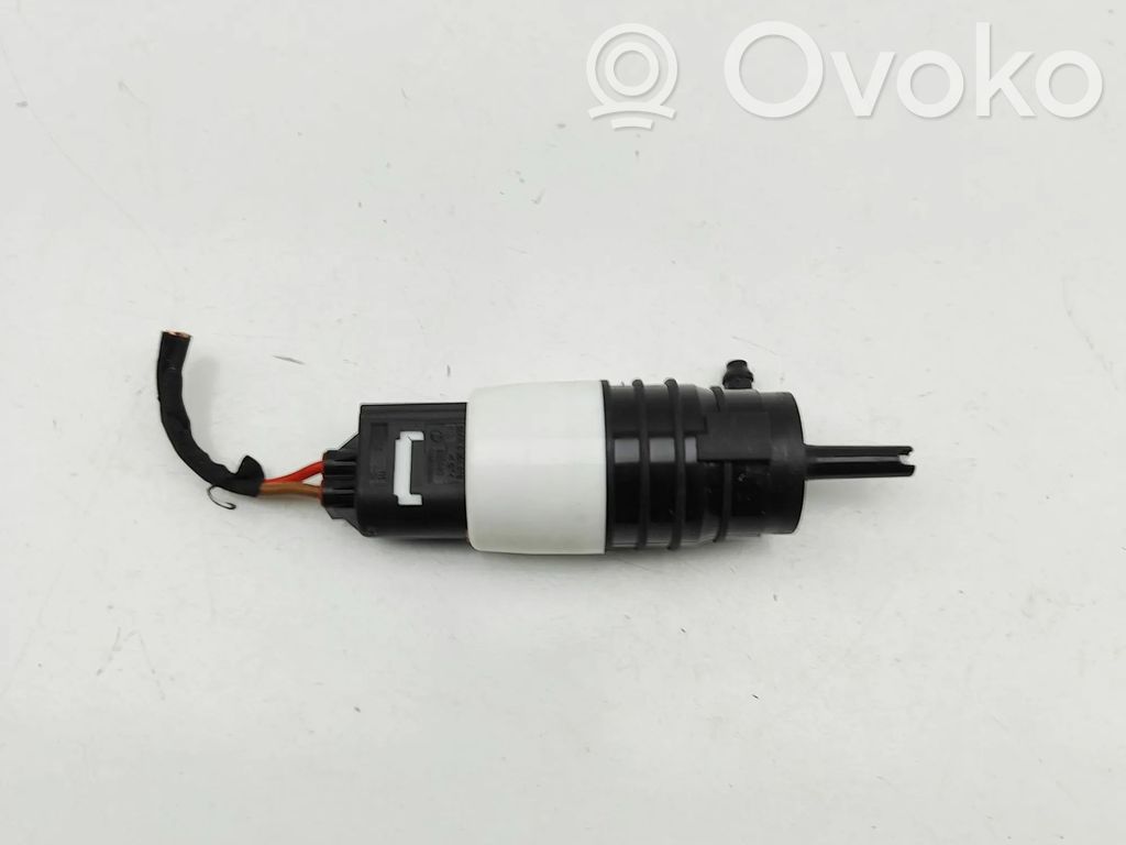 BMW X5 G05 Pompa spryskiwacza szyby przedniej / czołowej 