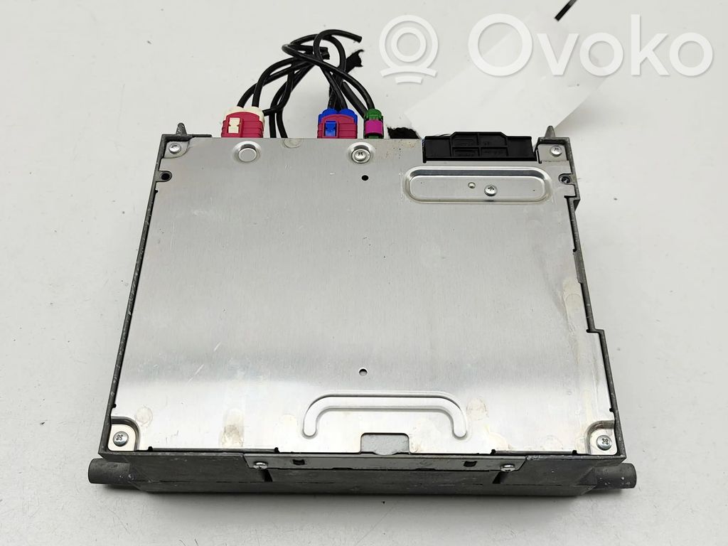 Mercedes-Benz E W238 Panel / Radioodtwarzacz CD/DVD/GPS 