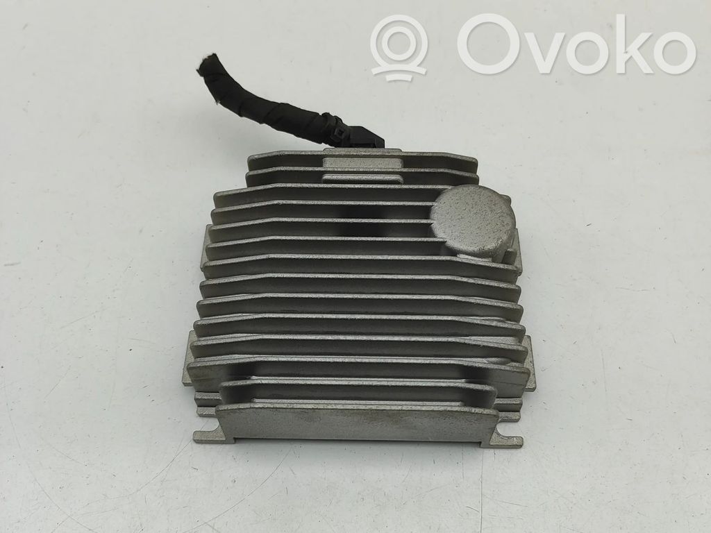 Porsche Taycan 9J1 Wzmacniacz audio 