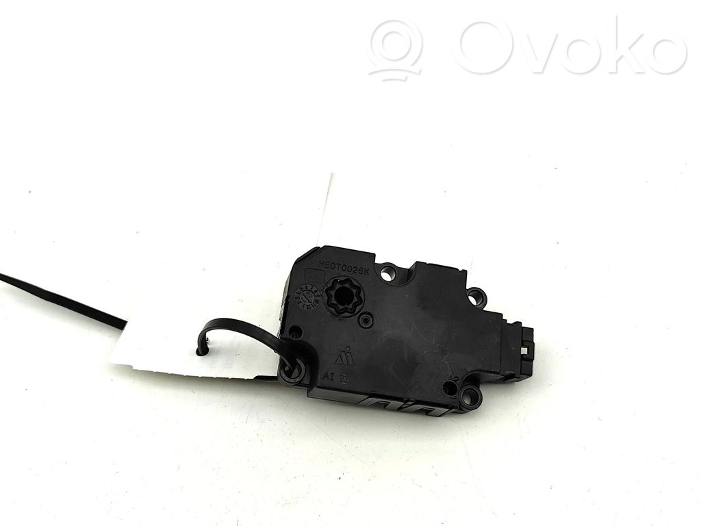 Porsche Taycan 9J1 Moteur / actionneur de volet de climatisation