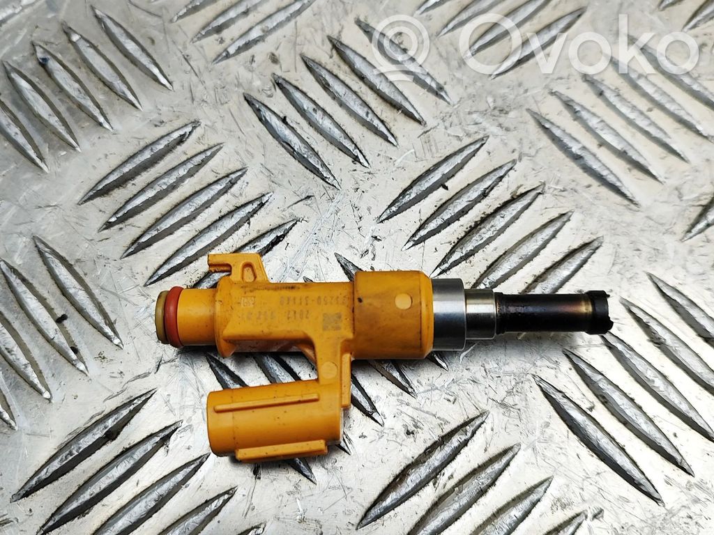 Inyector de combustible   2325031140