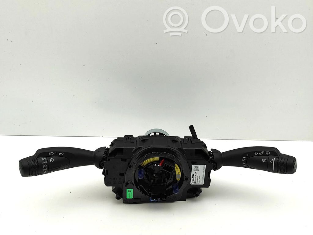 Volvo XC40 Palanca de intermitentes 