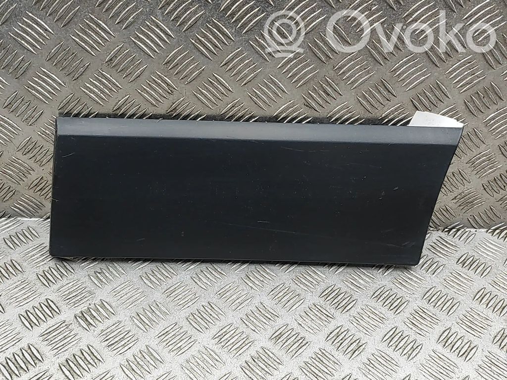 Opel Vivaro Contur aripă spate 