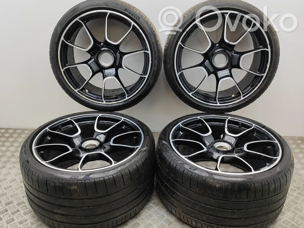 Porsche 911 992 Felgi aluminiowe R21 