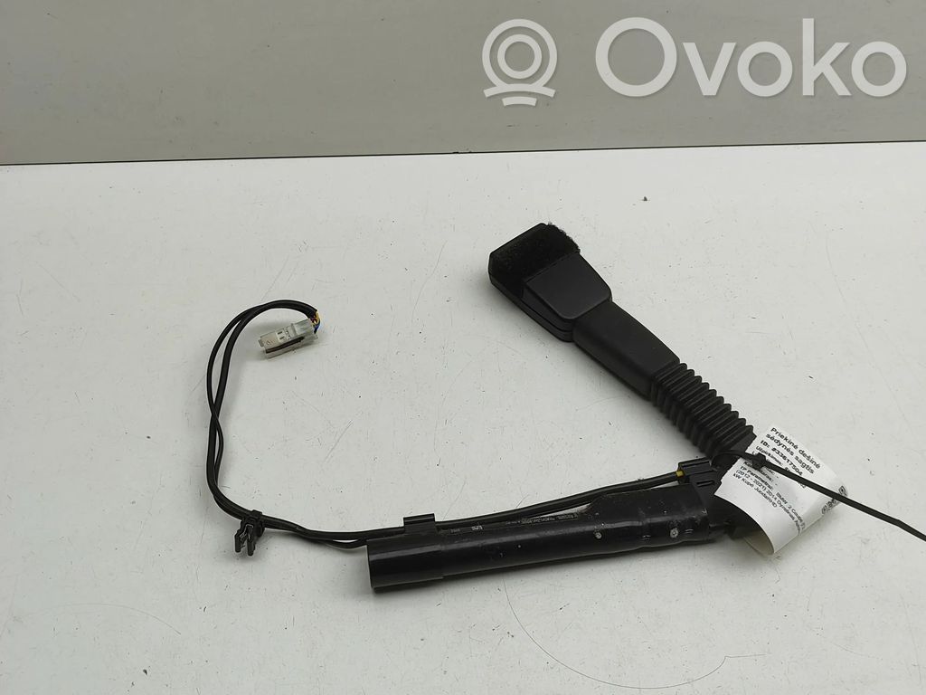 BMW 2 F22 F23 Etuistuimen turvavyön solki 