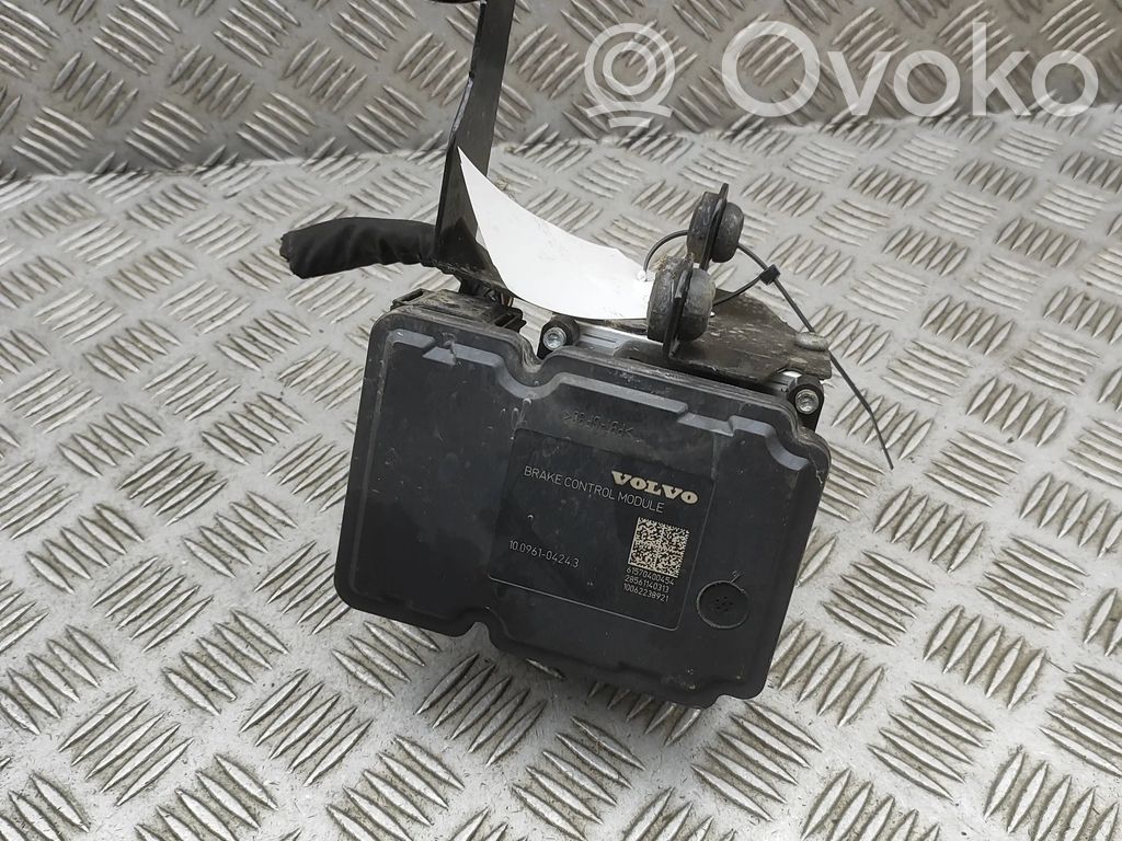 Volvo V40 Cross country Pompă ABS 