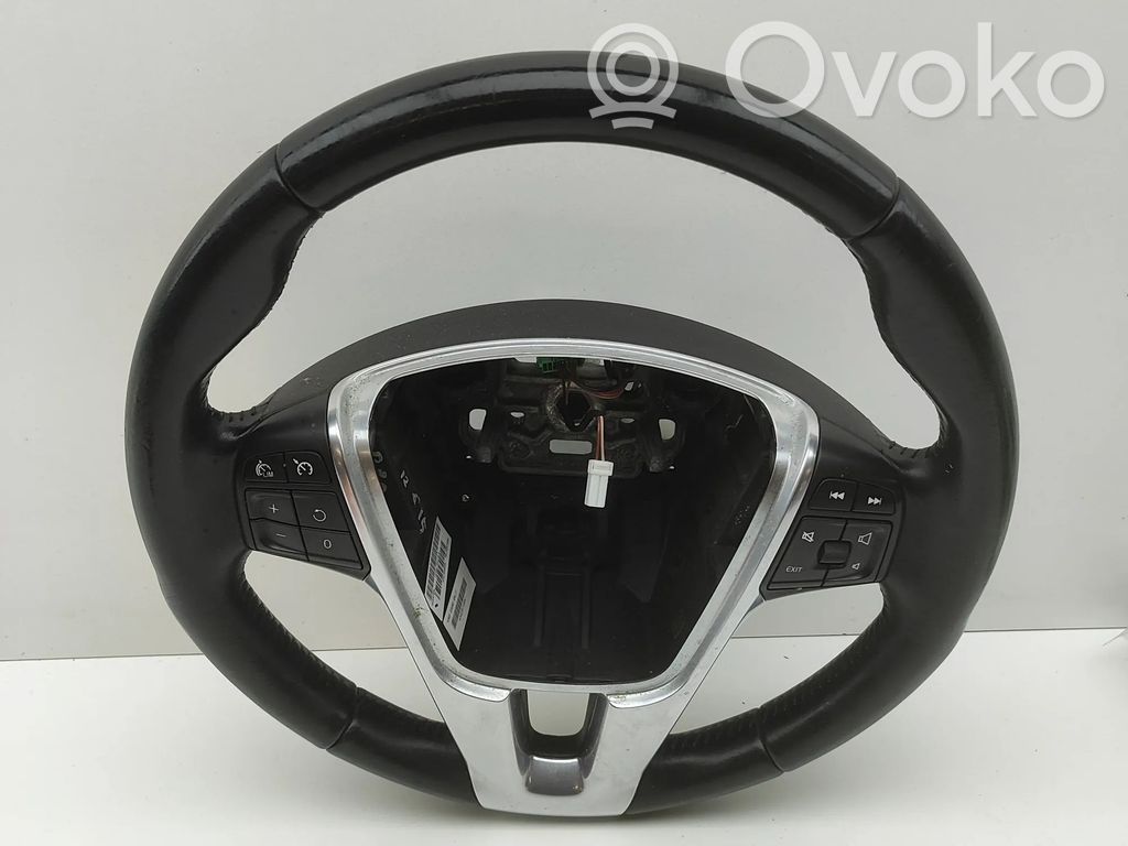 Volvo V40 Cross country Vairas 