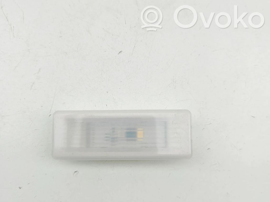 BMW XM Światło fotela przedniego 