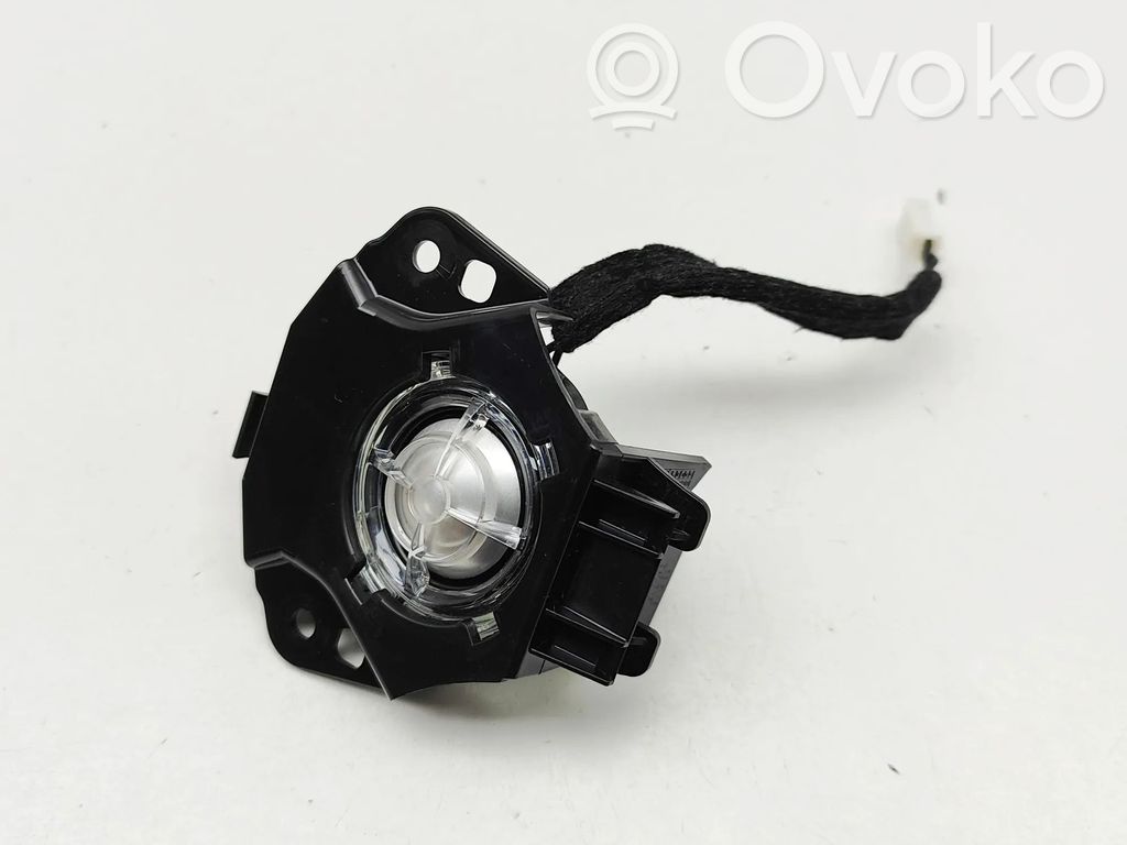 BMW XM Etuoven kaiutin