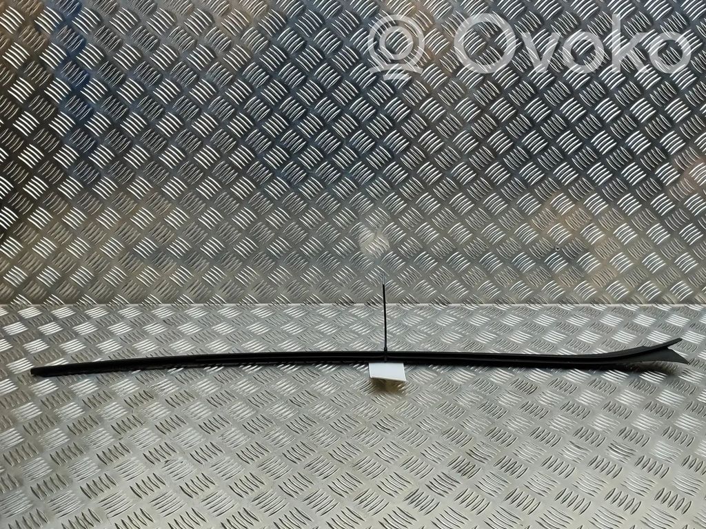 Cupra Born Windshield trim 