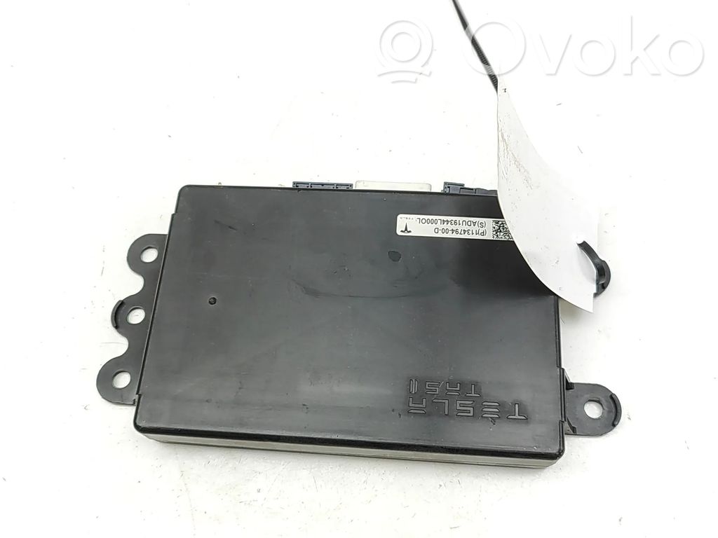 Tesla Model S Air suspension control unit module (rear) 