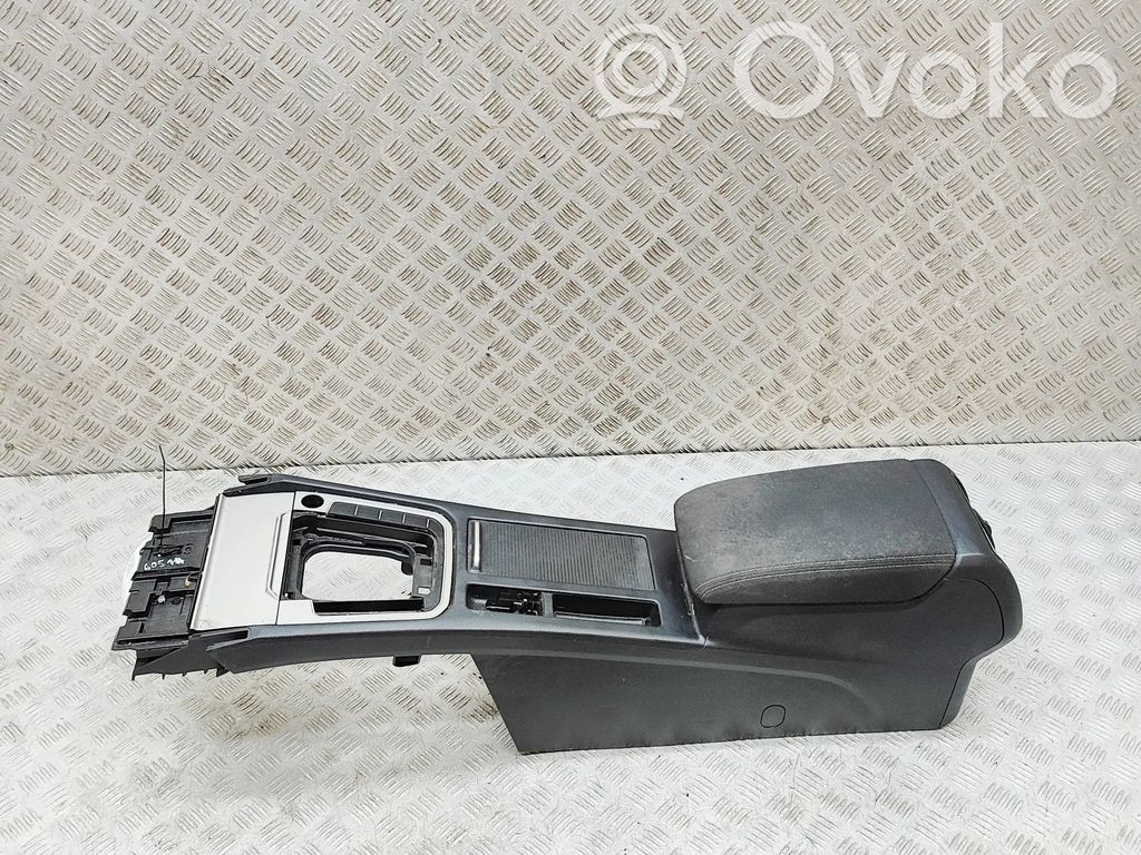 Volkswagen PASSAT B8 Tunel środkowy 