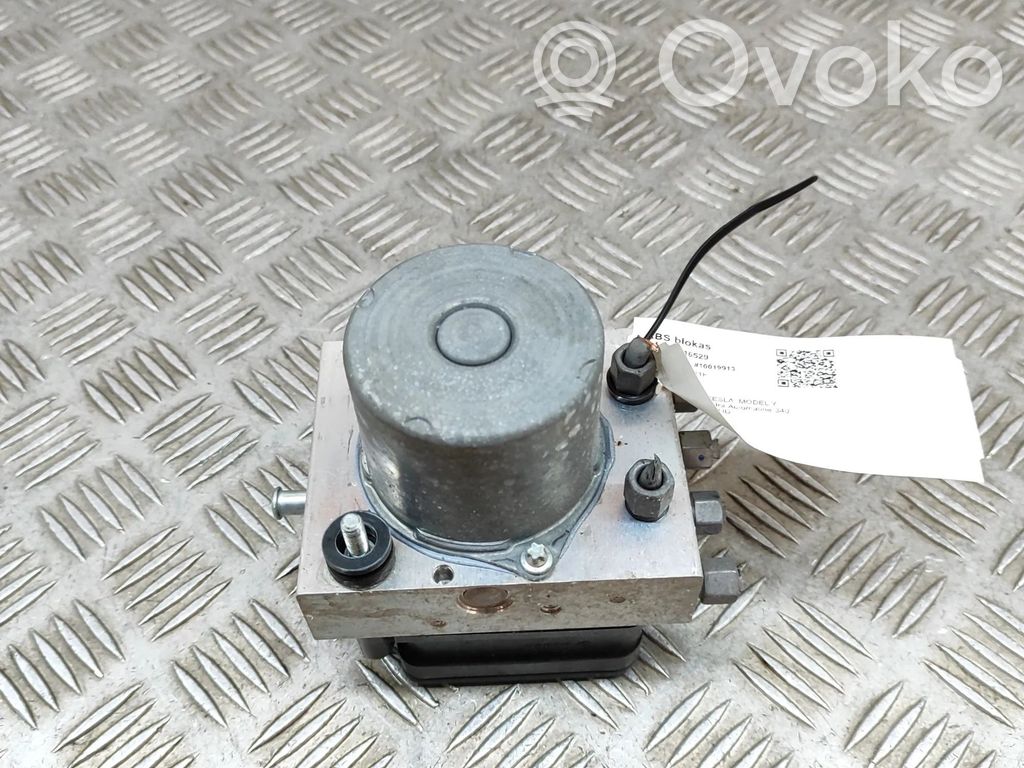 Tesla Model Y ABS Pump 