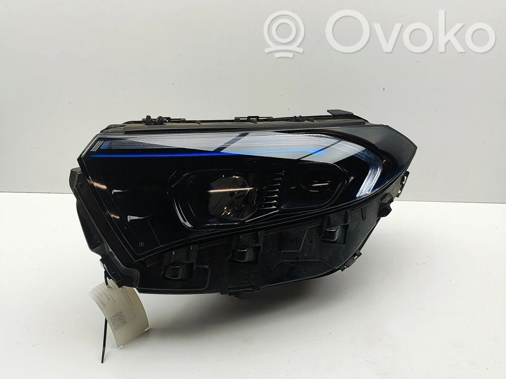 Mercedes-Benz EQB Lampa przednia 