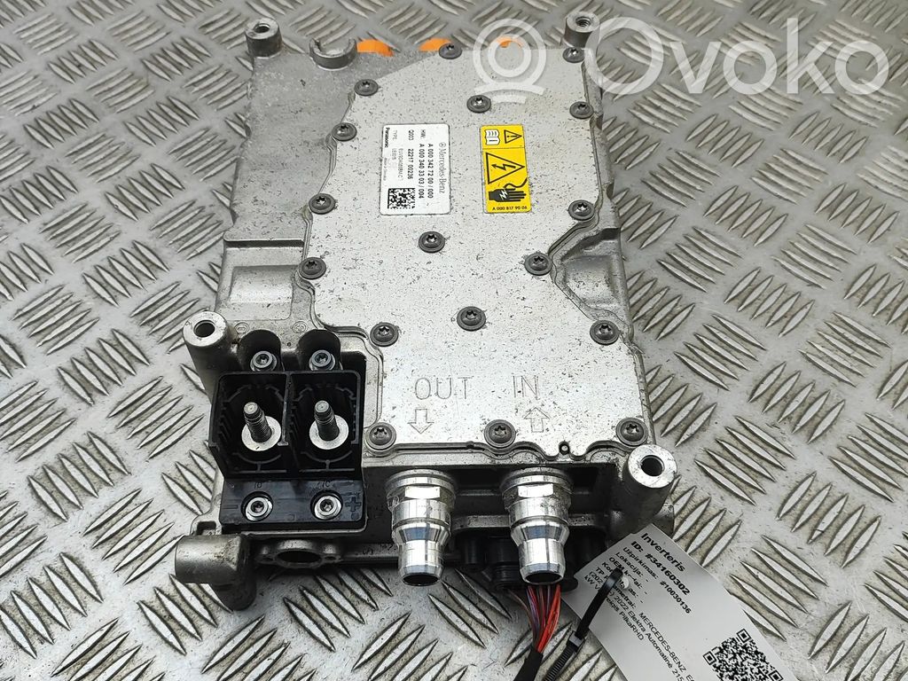 Mercedes-Benz EQB Convertisseur / inversion de tension inverseur 