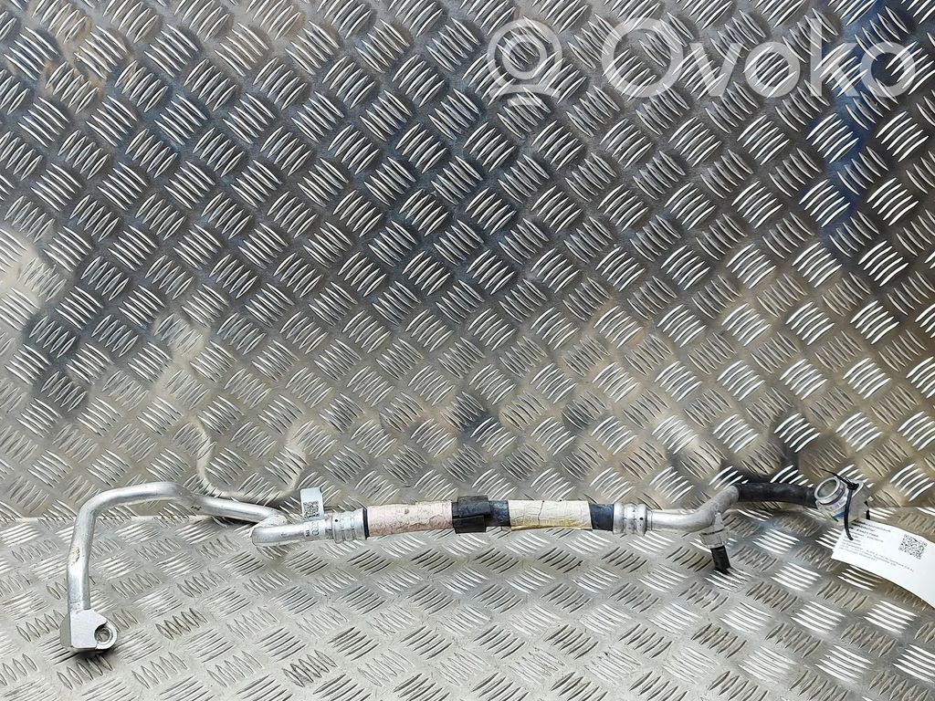 Audi e-tron Ilmastointilaitteen putki (A/C) 