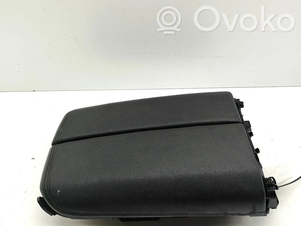 BMW X5 G05 Reposabrazos 