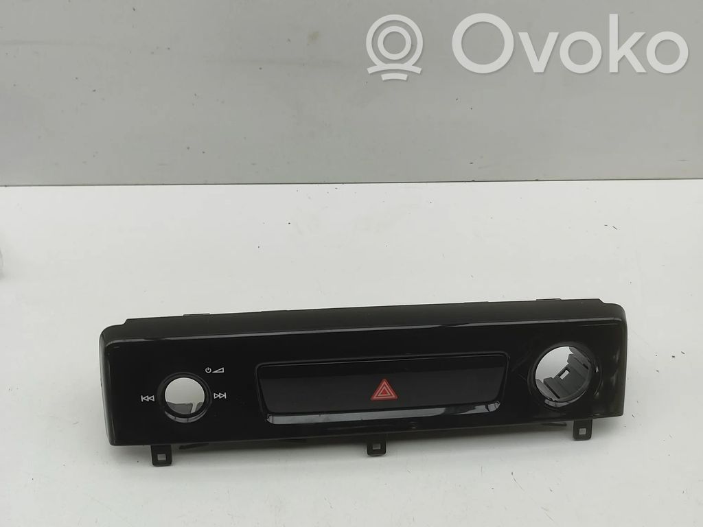 Audi A6 etron 85E A set of switches 