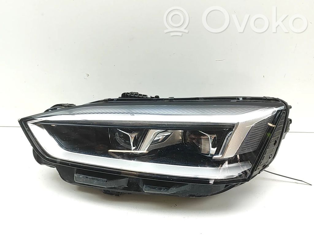 Audi A5 Headlight/headlamp 