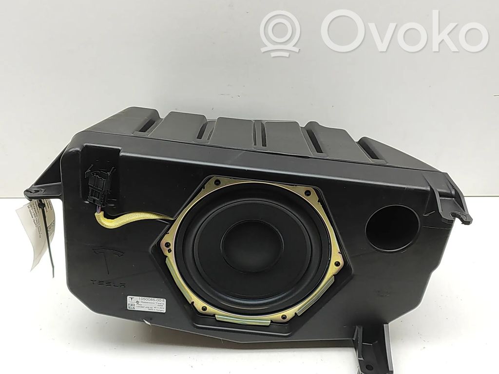 Tesla Model X Altavoz subwoofer 
