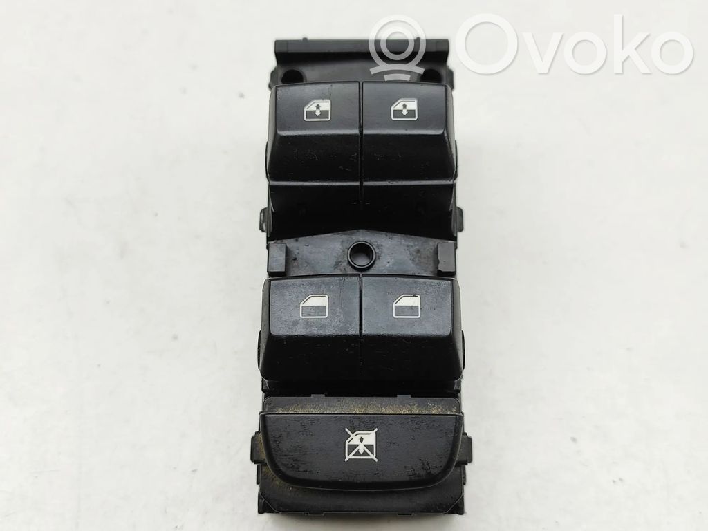 KIA Xceed Interruptor del elevalunas eléctrico 