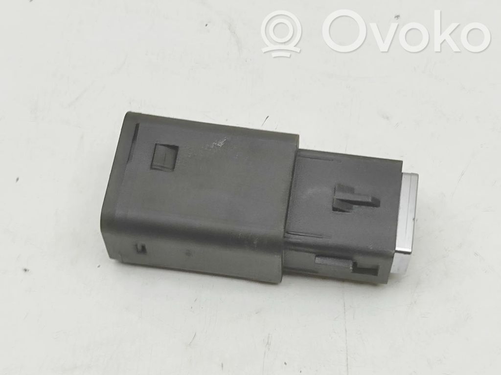 Enchufe conector USB   98313506DX,9831377180