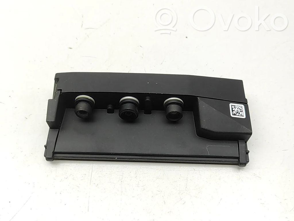 Windshield/windscreen camera   5A97A02