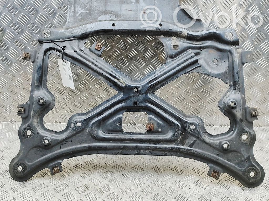Audi Q7 4M Front subframe 